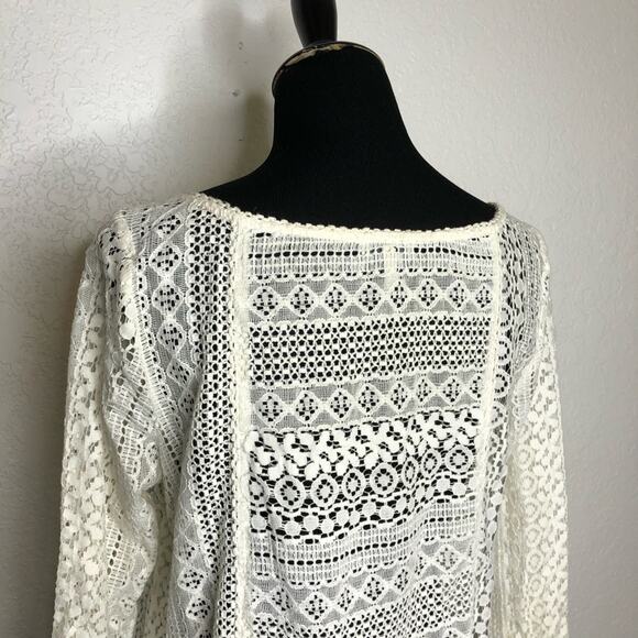 Joie cream off white lace eyelet crochet open knit top size Medium - Picture 4 of 14